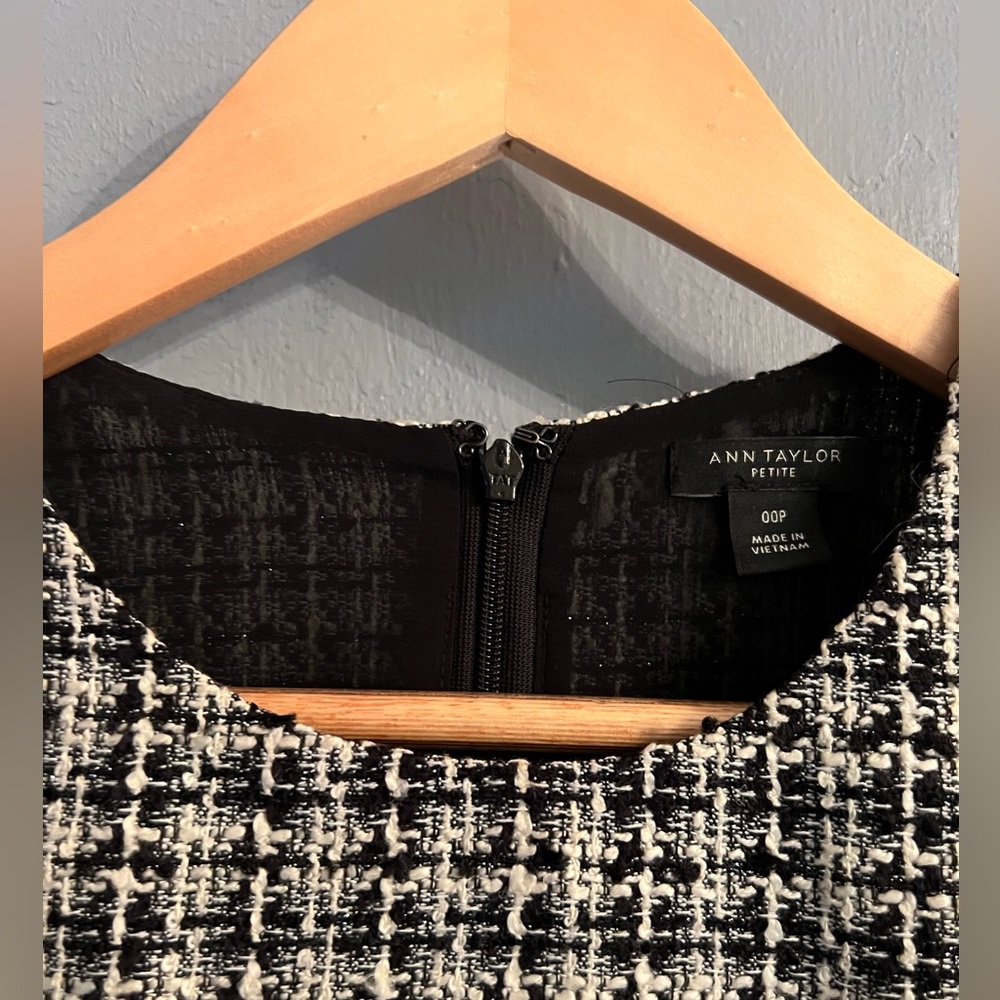 Ann Taylor Tweed Shell Top - Picture 3 of 3